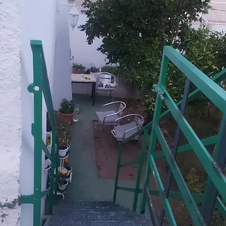 Guest Loft With Parking *