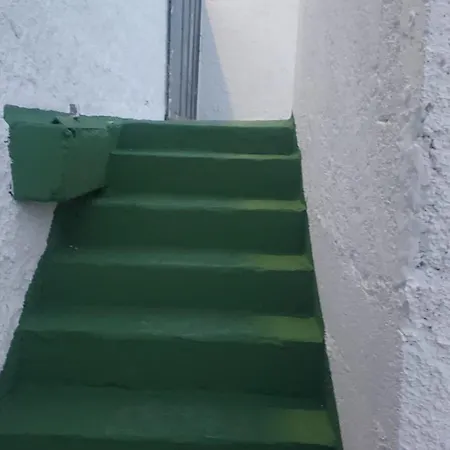 Guest Loft With Parking *